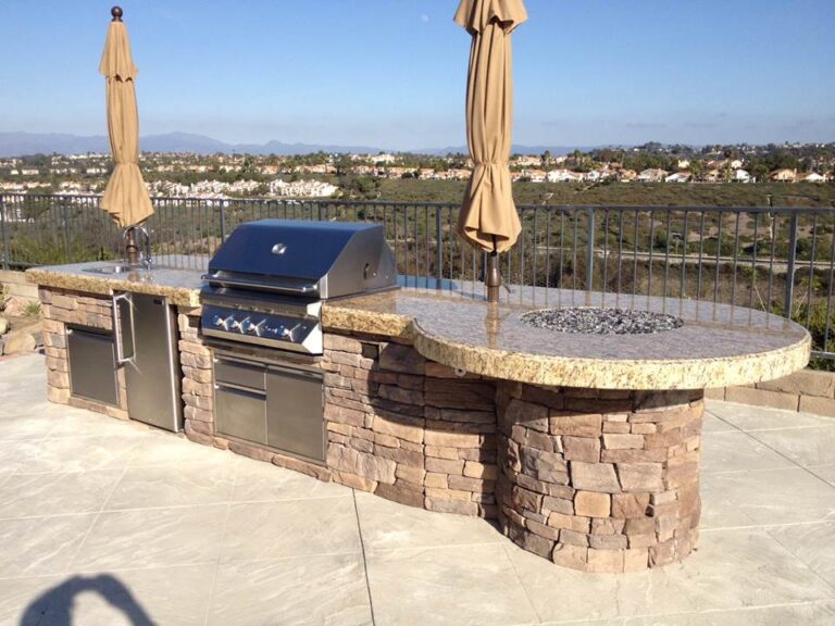 Outdoor Kitchen Gallery - BBQ Grills, BBQ Smokers, & Outdoor Kitchens ...