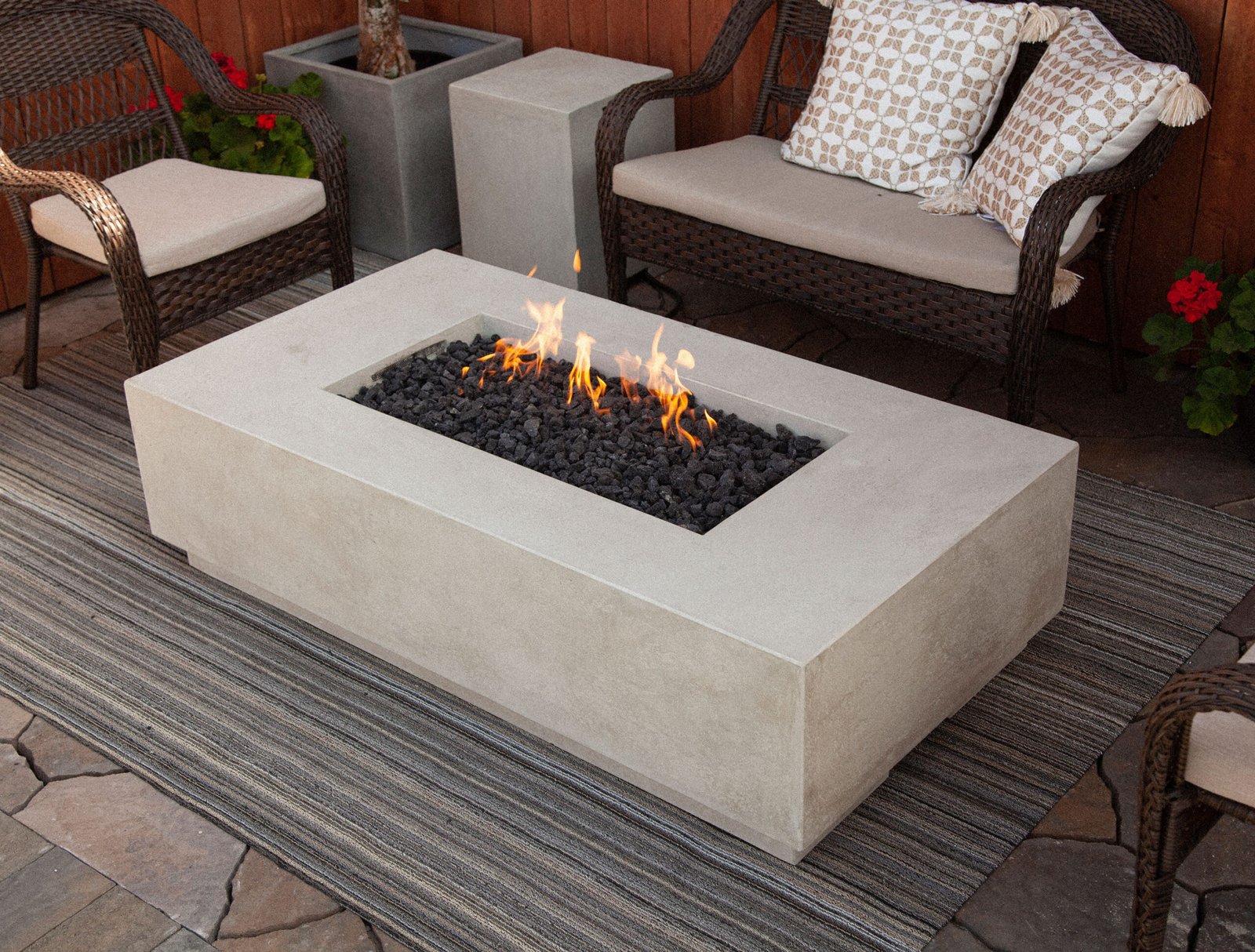 Tavola 8 | Fire Table - PH-473 - Prism Hardscapes - BBQ Grills, BBQ ...